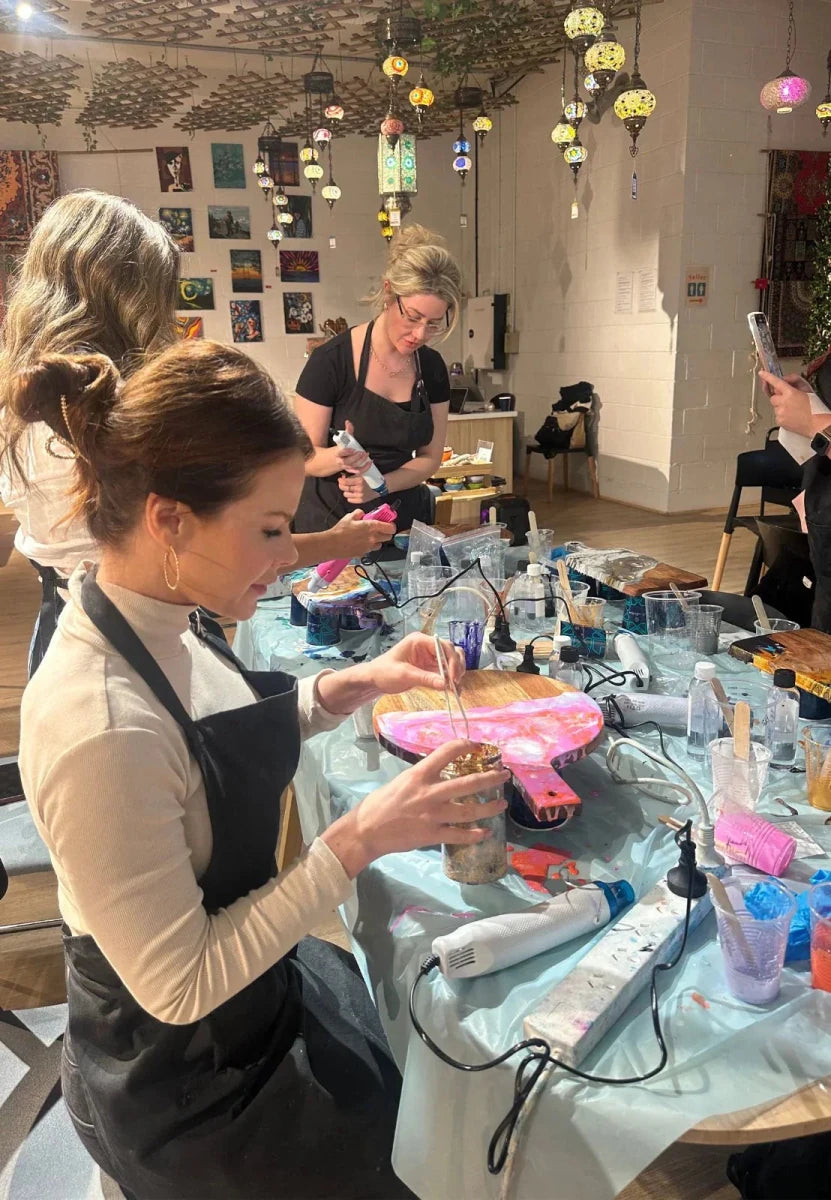 Resin Art Workshop Classes in Orange County - Artmasterclass USA West